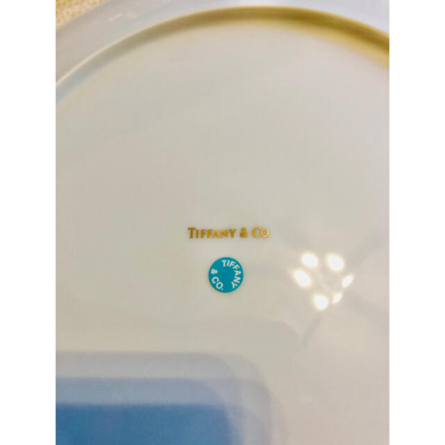 Tiffany & Co.(ティファニー)の新品　ティファニー　ダンシングT 大皿　プレート インテリア/住まい/日用品のキッチン/食器(食器)の商品写真