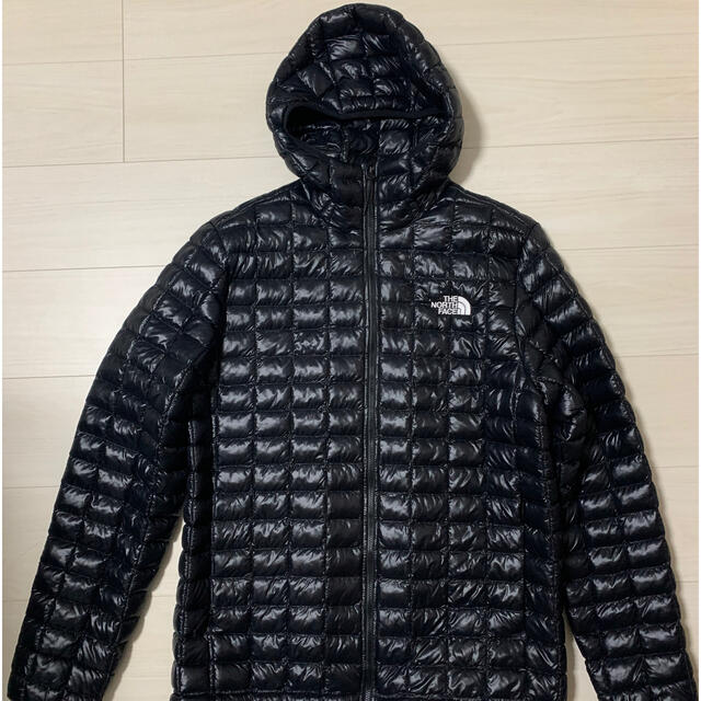 THE NORTH FACE THERMOBALL ECO HOODIEダウンジャケット