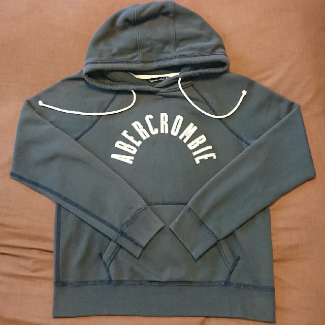 Abercrombie&Fitch(アバクロンビーアンドフィッチ)のAbercrombie&Fitchアバクロンビー&フィッチスウェットパーカー レディースのトップス(パーカー)の商品写真