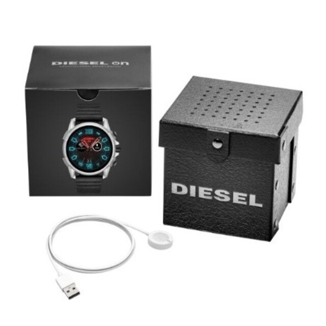 DIESEL(ディーゼル)のタッチスクリーンスマートウォッチ FULL GUARD 2.5　DZT2008J メンズの時計(腕時計(デジタル))の商品写真