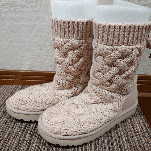 UGG(アグ)のUGG ISLA イスラ ニットブーツ ベージュ レディースの靴/シューズ(ブーツ)の商品写真