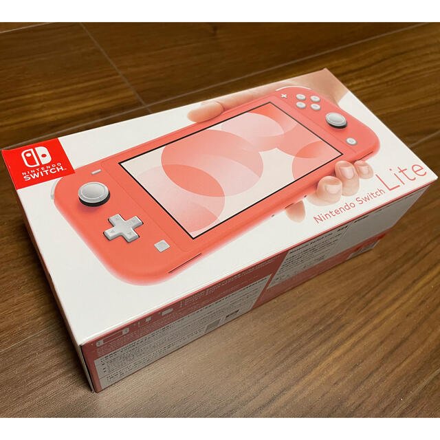 Nintendo Switch(ニンテンドースイッチ)の「グリーン様専用Switchlite1｣ エンタメ/ホビーのゲームソフト/ゲーム機本体(家庭用ゲーム機本体)の商品写真