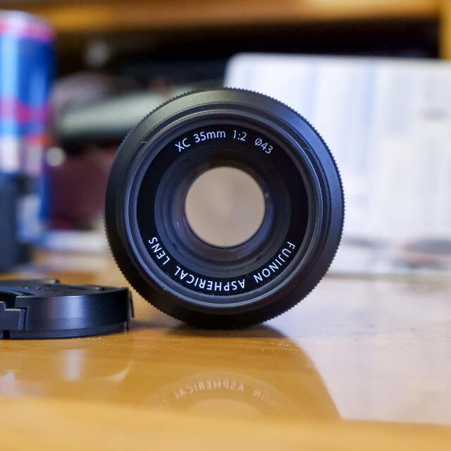 富士フイルム(フジフイルム)のFUJIFILM フジノンレンズ XC35mm f2 スマホ/家電/カメラのカメラ(レンズ(単焦点))の商品写真