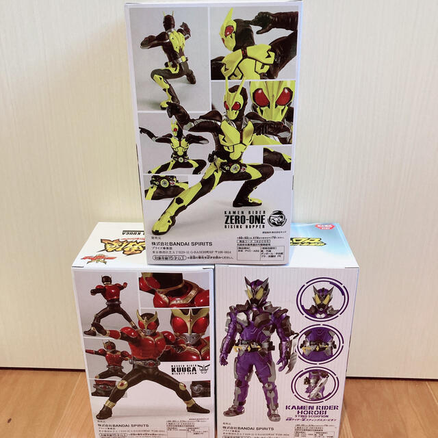 juN2様 仮面ライダーゼロワン 滅 仮面ライダークウガ フィギュア まとめ売り エンタメ/ホビーのフィギュア(特撮)の商品写真