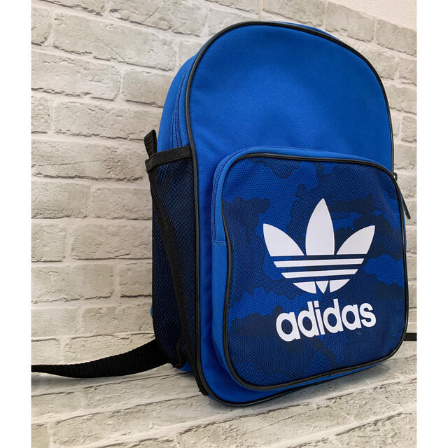 adidas(アディダス)のもふもふ様専用✴︎adidas kidsバック キッズ/ベビー/マタニティのこども用バッグ(リュックサック)の商品写真