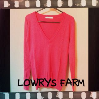 ローリーズファーム(LOWRYS FARM)のVネック ニット(ニット/セーター)