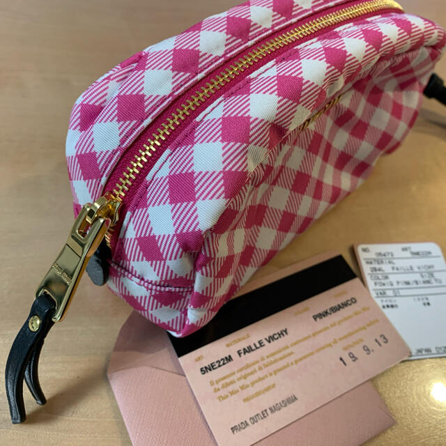 miumiu   最終値下げ新品・未使用 ミュウミュウ ポーチ ギンガム