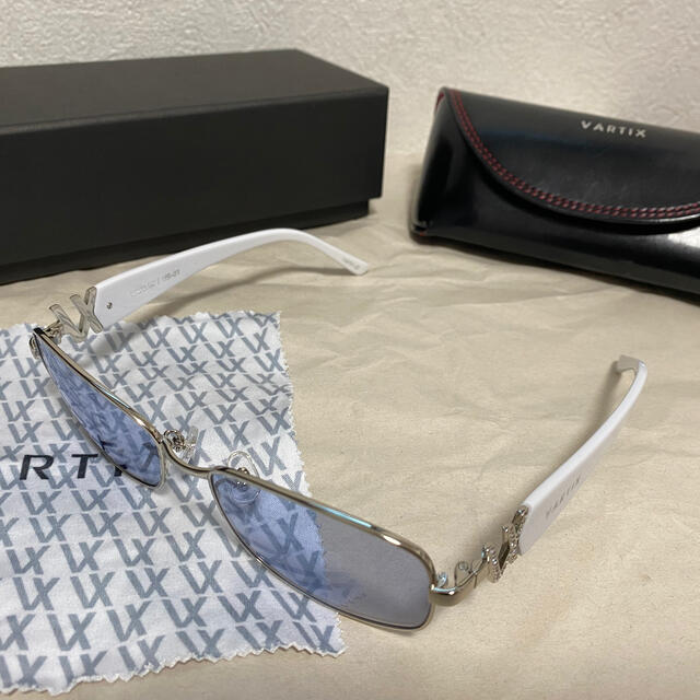 GACKTさん愛用のvartix製のサングラスの通販 by はっかあめ's shop|ラクマ