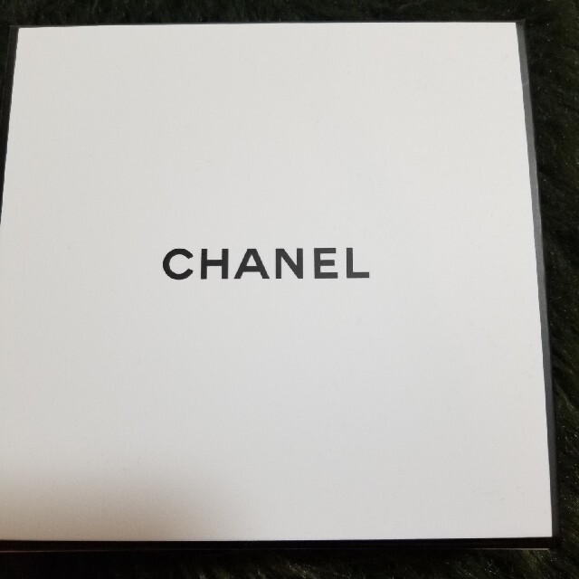 CHANEL ハンドクリームル リフト ラ クレーム マン