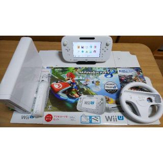 ニンテンドウ(任天堂)の（おまけ付き）WiiU マリオカート8 セット（白）【中古】(家庭用ゲーム機本体)