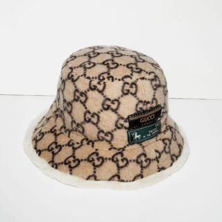 グッチ(Gucci)のGUCCI 本物完売 GG モノグラム フェドラ バケットハット ファー L(ハット)