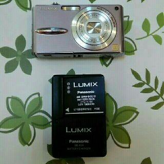 パナソニック(Panasonic)のLUMIX デジタルカメラ(コンパクトデジタルカメラ)