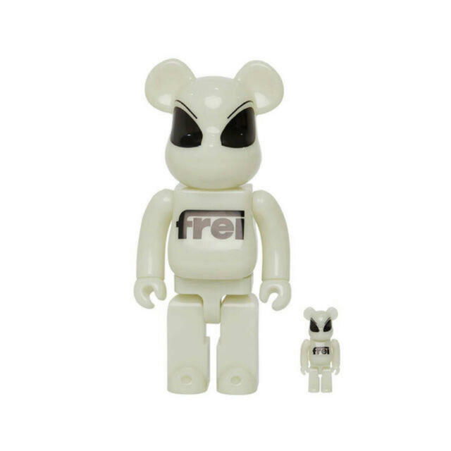 BE@RBRICK in FREI 100%＆400%