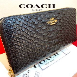 コーチ(COACH)のプレゼントにも❤️新品コーチ正規品ラウンドファスナー長財布 エンボスドスネーク(財布)