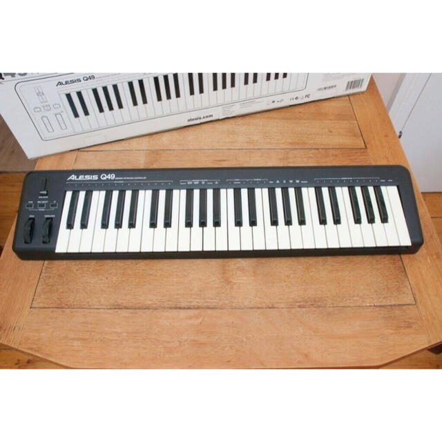 ALESIS Q49 MIDIキーボード