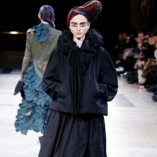 LIMI feu Yohji Yamamoto ダウンコート　ダウンジャケット