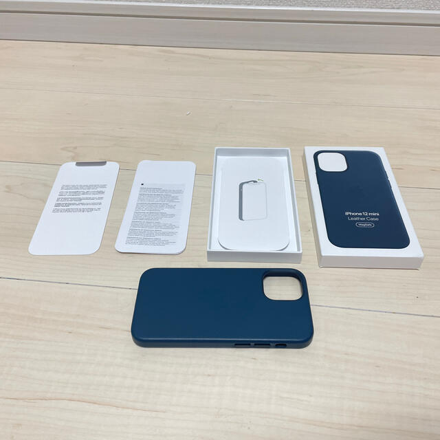 Apple - Apple 純正 iPhone 12 mini レザーケース バルティック Apple - Apple 純正 iPhone 12 mini レザーケース バルティック