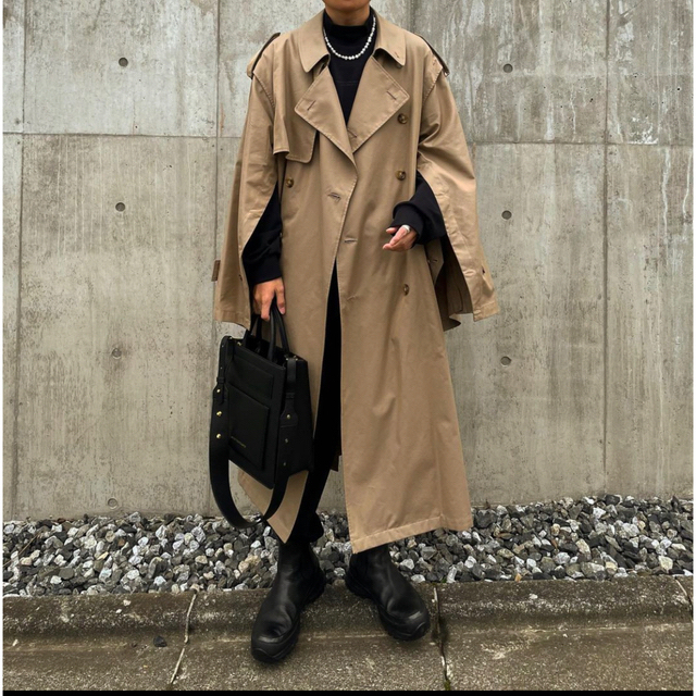 SUNSEA(サンシー)の専用　stein 20AW DEFORMATION TRENCH COAT メンズのジャケット/アウター(トレンチコート)の商品写真