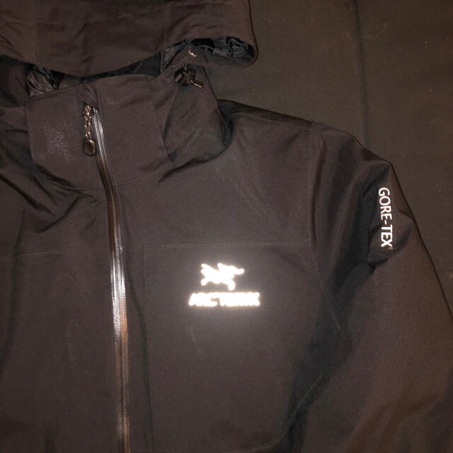 ARC'TERYX(アークテリクス)のArc’teryx jacket black L size メンズのジャケット/アウター(ダウンジャケット)の商品写真