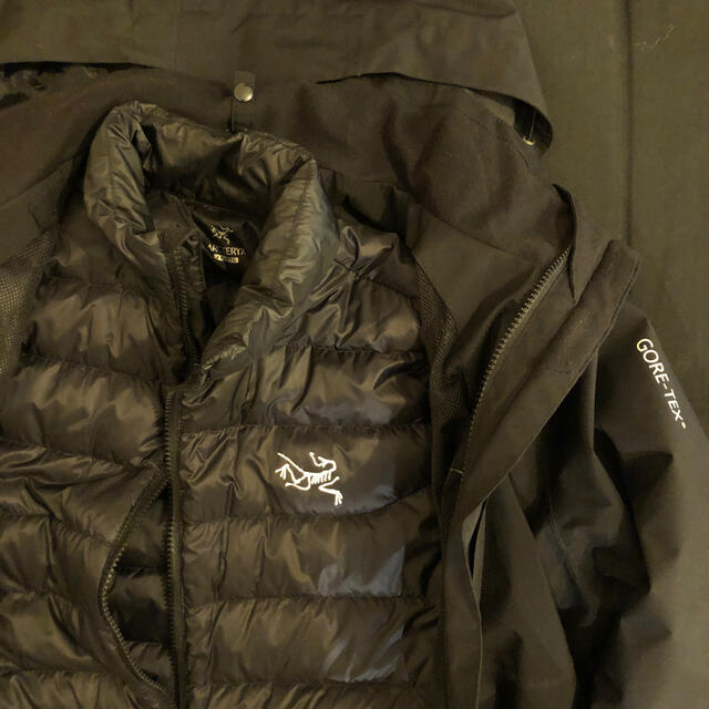 ARC'TERYX(アークテリクス)のArc’teryx jacket black L size メンズのジャケット/アウター(ダウンジャケット)の商品写真