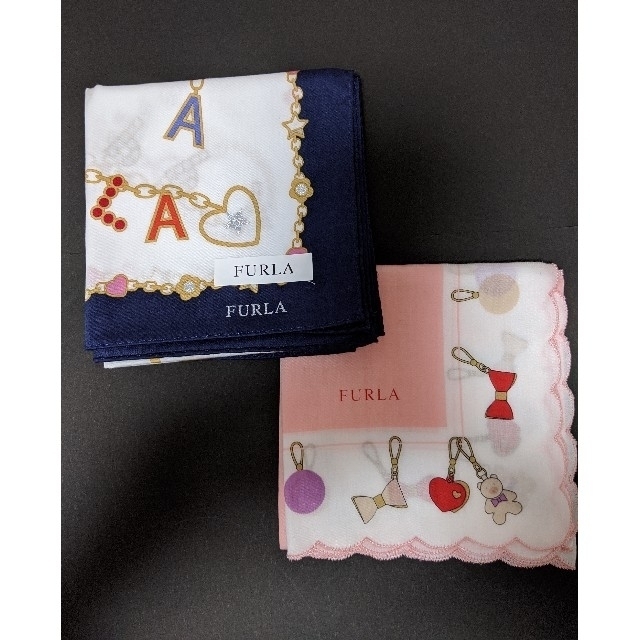 Furla(フルラ)のFurla　フルラハンカチ2枚セット レディースのファッション小物(ハンカチ)の商品写真