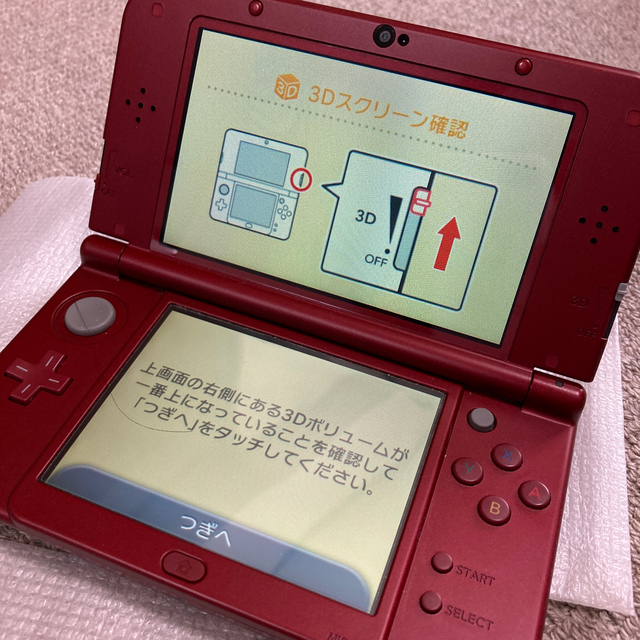 任天堂　3DS LL メタリックレッド 3