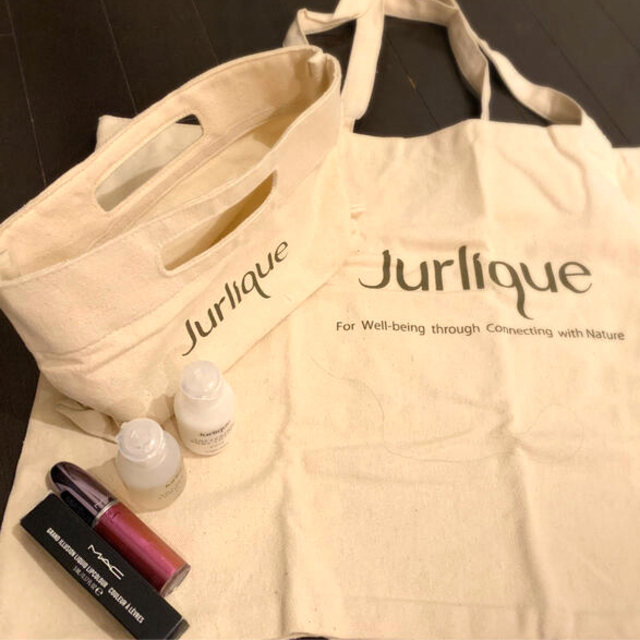 Jurlique(ジュリーク)のjurlique大トート、ポーチ、ボディジェル、ローション、macLipグロス コスメ/美容のキット/セット(コフレ/メイクアップセット)の商品写真