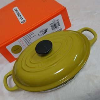 ルクルーゼ(LE CREUSET)のル・クルーゼ オーバル 浅型 鍋 グリーン(鍋/フライパン)