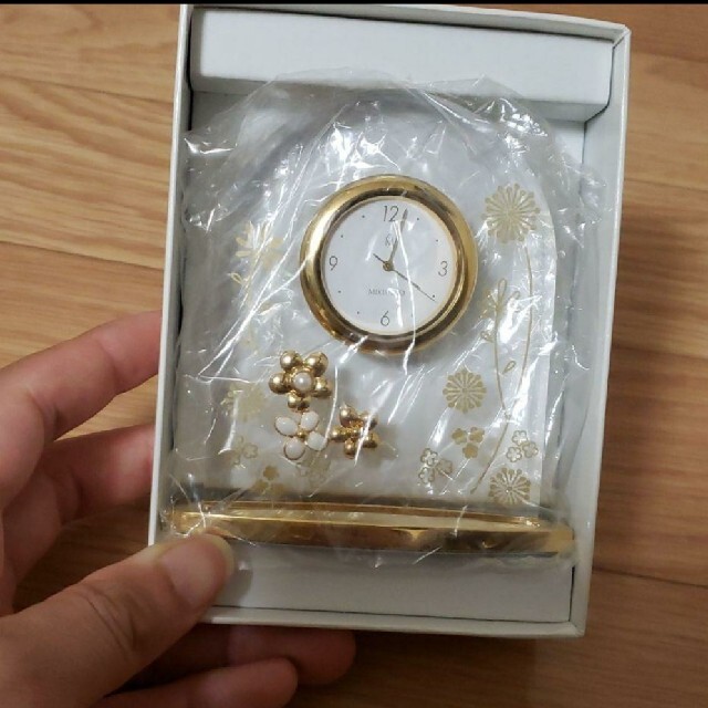 MIKIMOTO(ミキモト)のMIKIMOTO パール付き置時計 インテリア/住まい/日用品のインテリア小物(置時計)の商品写真