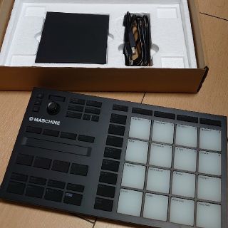 最終値下げMASCHINE MIKRO MK3(MIDIコントローラー)