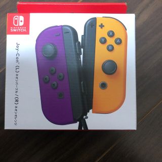 Joy-Con ネオンパープル　ネオンオレンジ(家庭用ゲーム機本体)