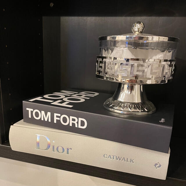 TOM FORD(トムフォード)のTOM FORD トムフォード　インテリア　フェイク洋書　オブジェ インテリア/住まい/日用品のインテリア小物(置物)の商品写真