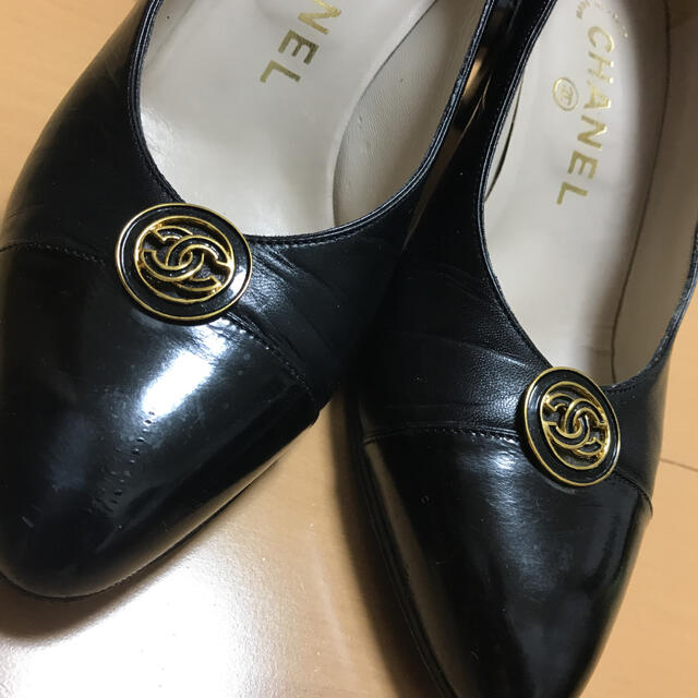 CHANEL 黒　パンプス