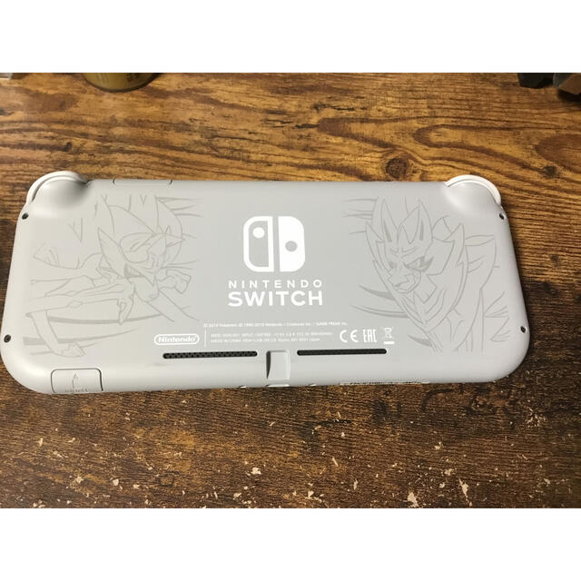 Nintendo Switch Lite ザシアン・ザマゼンタ