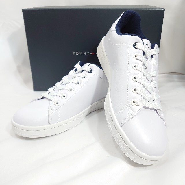 Tommy Hilfiger 28 5cm Tommy Hilfiger トミーヒルフィガー スニーカー 白の通販 By Unplugged インポートshop プロフ必読 トミーヒルフィガーならラクマ