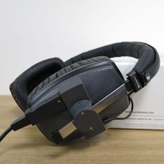 【新品・未使用】beyerdynamic DT 150 密閉型ヘッドホン