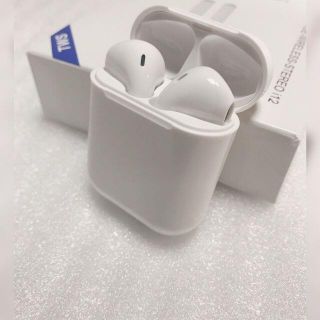 【送料無料】イヤホン Bluetooth ワイヤレスイヤフォン i12 h(ヘッドフォン/イヤフォン)