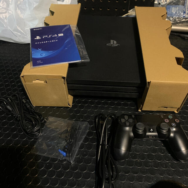 SONY(ソニー)のps4pro ssd換装品　500G エンタメ/ホビーのゲームソフト/ゲーム機本体(家庭用ゲーム機本体)の商品写真