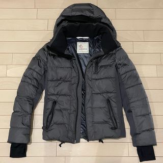 モンクレール(MONCLER)のMONCLER GRENOBLE モンクレール グルノーブル ダウンジャケット(ダウンジャケット)