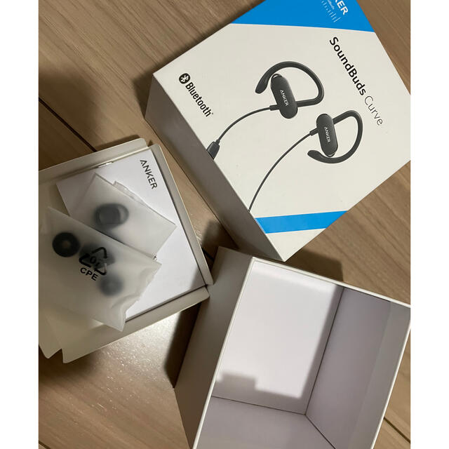 お値下げ☆Bluetoothイヤホン☆Soundbuds Curve  スマホ/家電/カメラのオーディオ機器(ヘッドフォン/イヤフォン)の商品写真