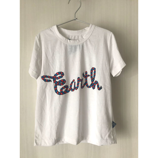 美品○子供服TシャツwholeEarth キッズ/ベビー/マタニティのキッズ服男の子用(90cm~)(Tシャツ/カットソー)の商品写真