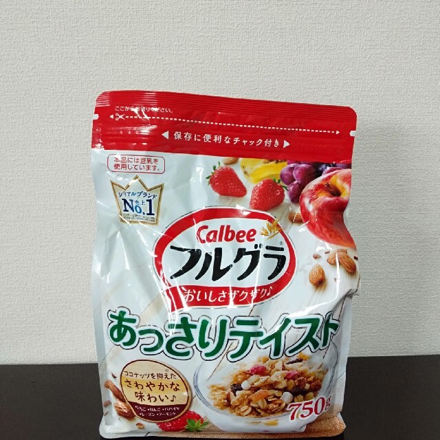 カルビー(カルビー)のフルグラ　あっさりテイスト 750g　🌼おまけ付き🌼 食品/飲料/酒の食品(その他)の商品写真