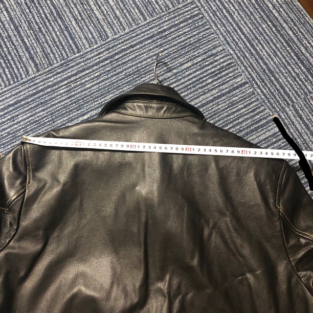 牛革　A-2フライトジャケット　ブラック　XXL メンズのジャケット/アウター(フライトジャケット)の商品写真