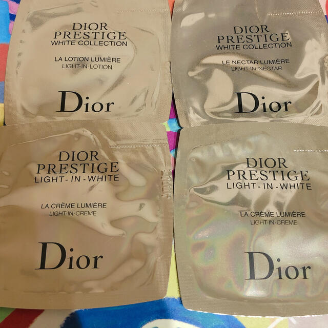 Dior(ディオール)のDiorプレステージ ホワイト　サンプル３種 コスメ/美容のキット/セット(サンプル/トライアルキット)の商品写真