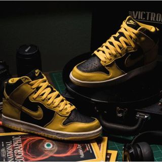 ナイキ(NIKE)のnike dunk high Varsity Maize(スニーカー)