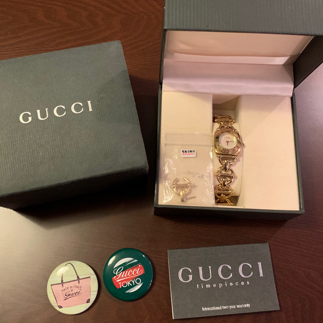 Gucci 腕時計 シェル盤の通販 by Vellaski's shop｜グッチならラクマ - (稼働品)GUCCI 6400L 日本製新作