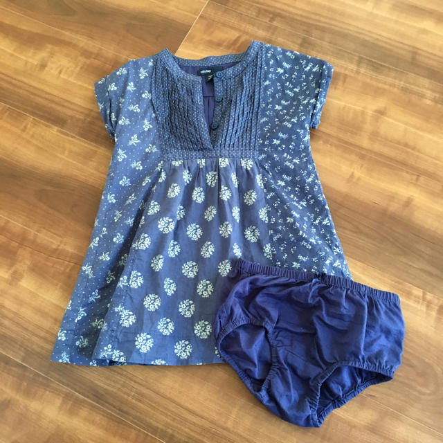 babyGAP(ベビーギャップ)のbaby GAPワンピース キッズ/ベビー/マタニティのキッズ服女の子用(90cm~)(ワンピース)の商品写真