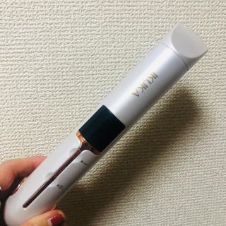 IKUKA コードレス　ヘアアイロン　ストレートアイロン(ヘアアイロン)