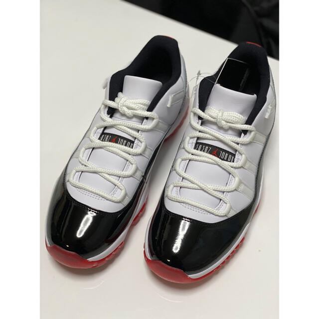 NIKE AIR JORDAN 11 low