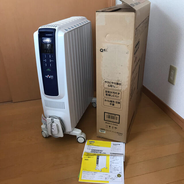 DeLonghi(デロンギ)のデロンギ オイルヒーター スマホ/家電/カメラの冷暖房/空調(オイルヒーター)の商品写真